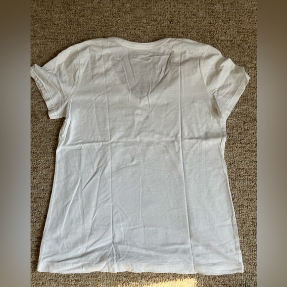 basic white tee - Picture 2 of 3